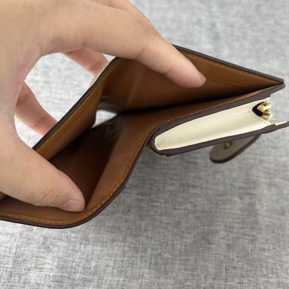 NEW COACH Medium Corner Zip Wallet In Signature Canvas Mystical Floral Print - Picture 8 of 9